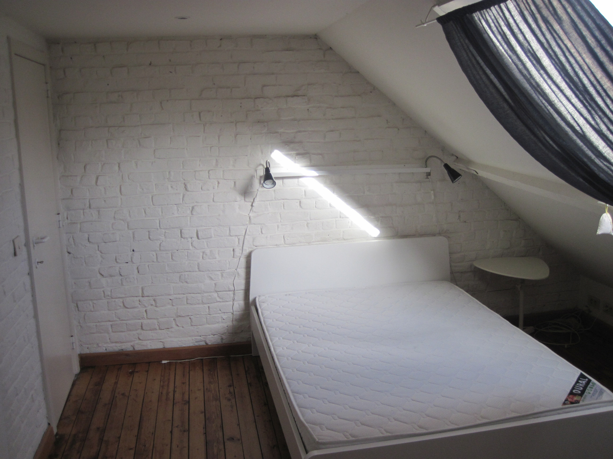 Gezellige duplex nabij 't Zuid - domicilie verplicht ( geen studenten ! ) 