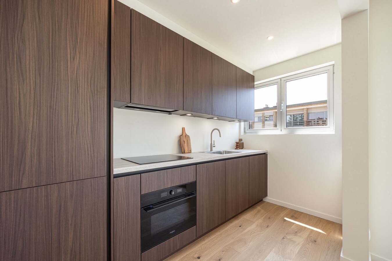 Gerenoveerd appt met 2 slpk en terras te Kapellen! 