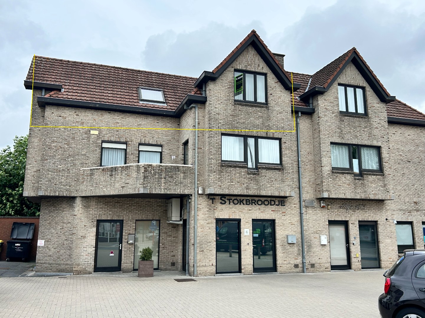 Ruim appartement met 2 slaapkamers en garage 