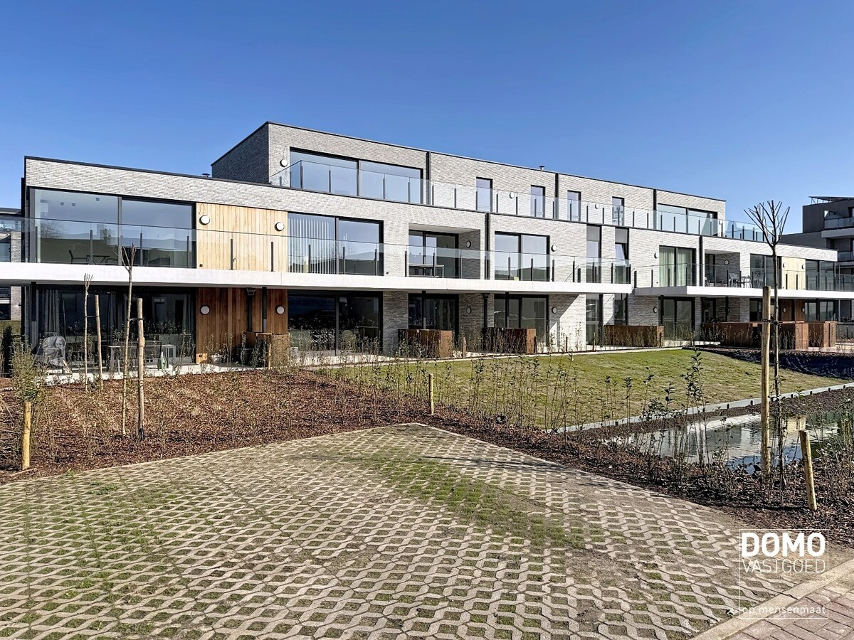 KNAP ARCHITECTURAAL WOONPROJECT IN HET CENTRUM VAN KERMT 