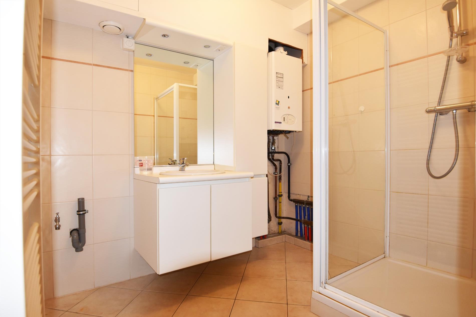 Studio met garage te Assenede centrum 