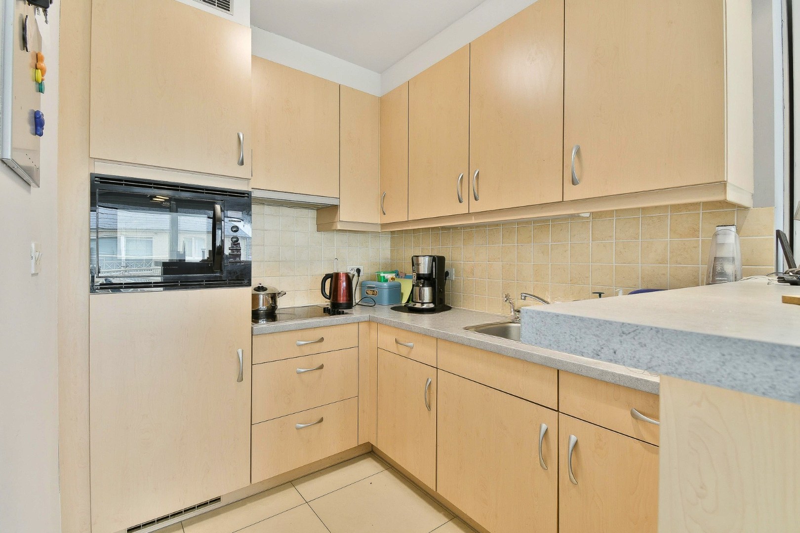 Duplex-appartement in rustige residentie met twee slaapkamers en terras 