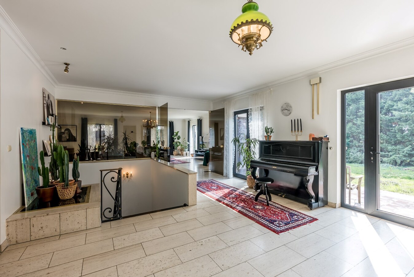 Zeer ruime woning op een perceel van circa 20 are 