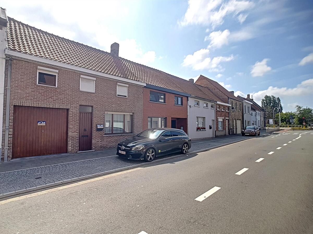 Centraal gelegen gezinswoning op mooi perceel (400 m²) - Lissewege 