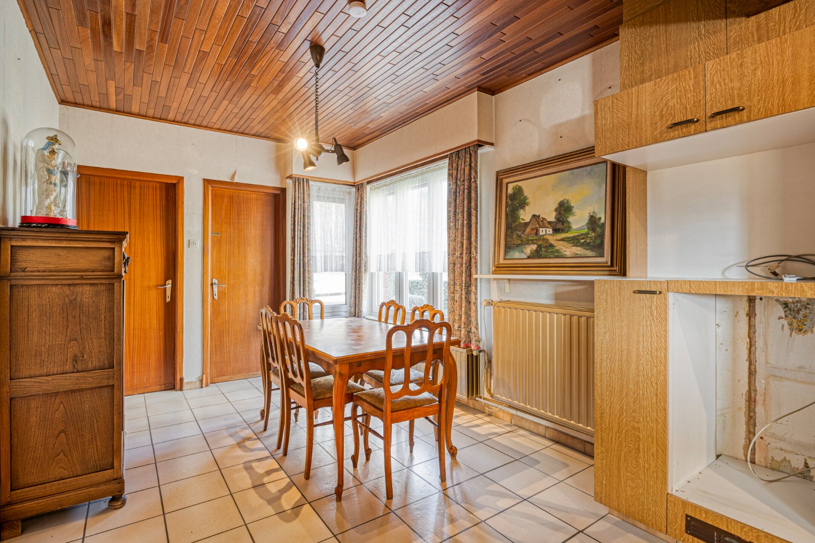 Te renoveren woning met 4 slpk. in het centrum van Geel-Winkelomheide 