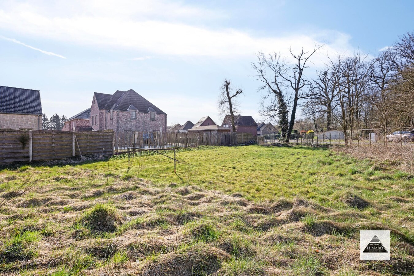 Lanklaar : Residentieel gelegen bouwperceel voor open bebouwing- nabij oude Kanaalarm 