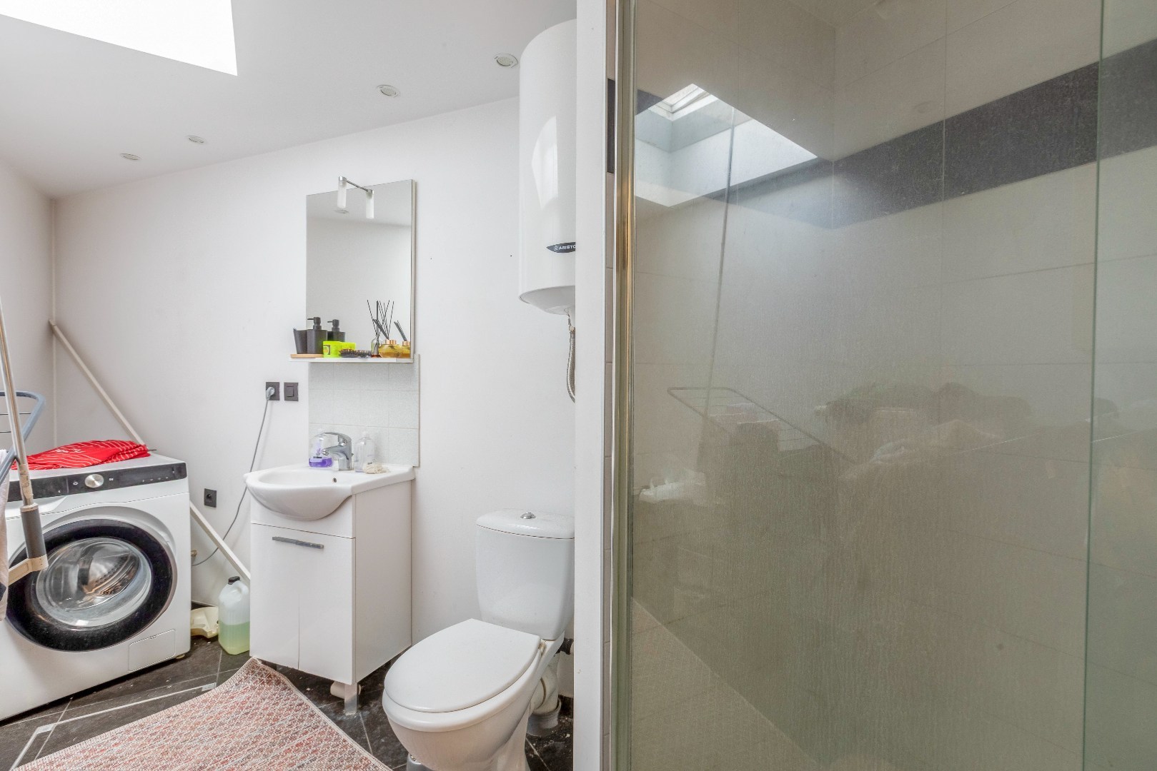 Vergunde en volledig verhuurde opbrengsteigendom op uitstekende locatie 