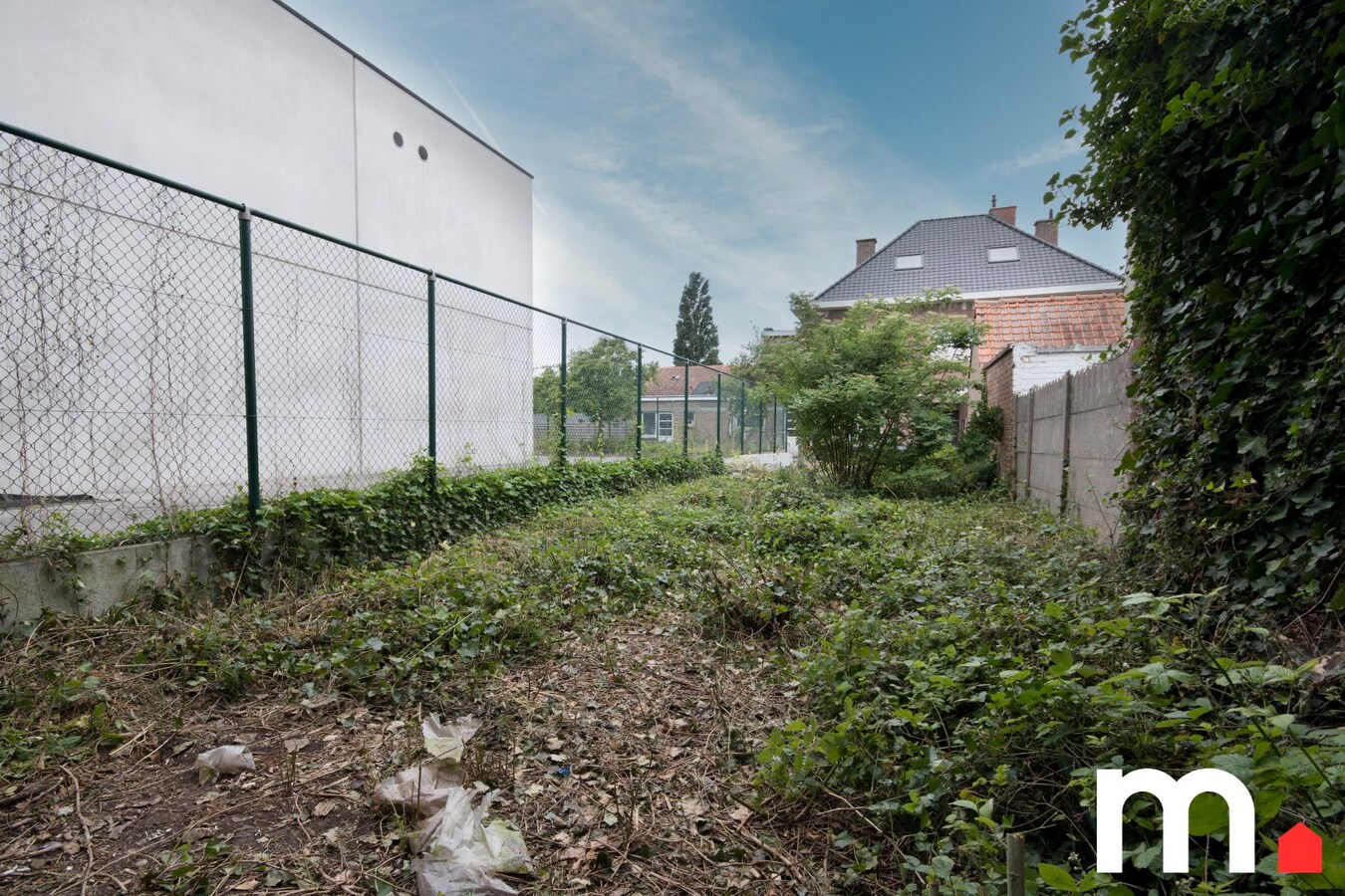 Woning te Kuurne met 173m² bewoonbare oppervlakte op Toplocatie met eventueel mogelijkheid tot handelspand! 