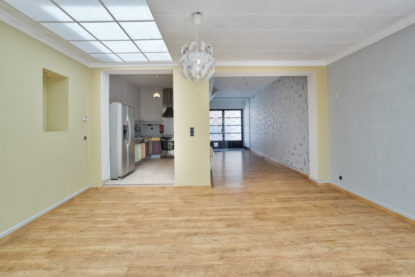 Centraal gelegen ruime woning met 4 slaapkamers en tuin te Tienen - EPC 222Kwh/m² 