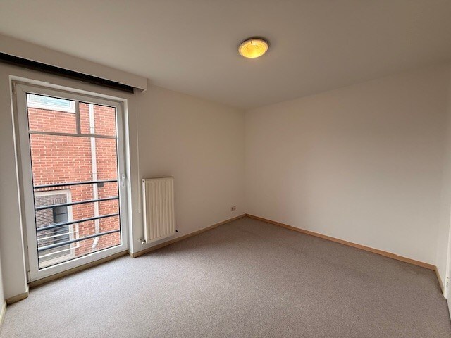 Verzorgd appartement met 1 slaapkamer, terras en lift. 