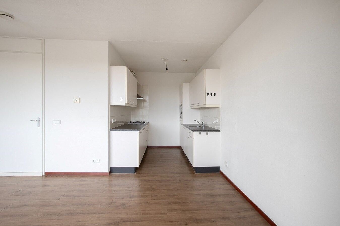 Op de tweede verdieping van appartementencomplex Molenstaete in Lieshout gelegen royaal appartement (2 slaapkamers). 