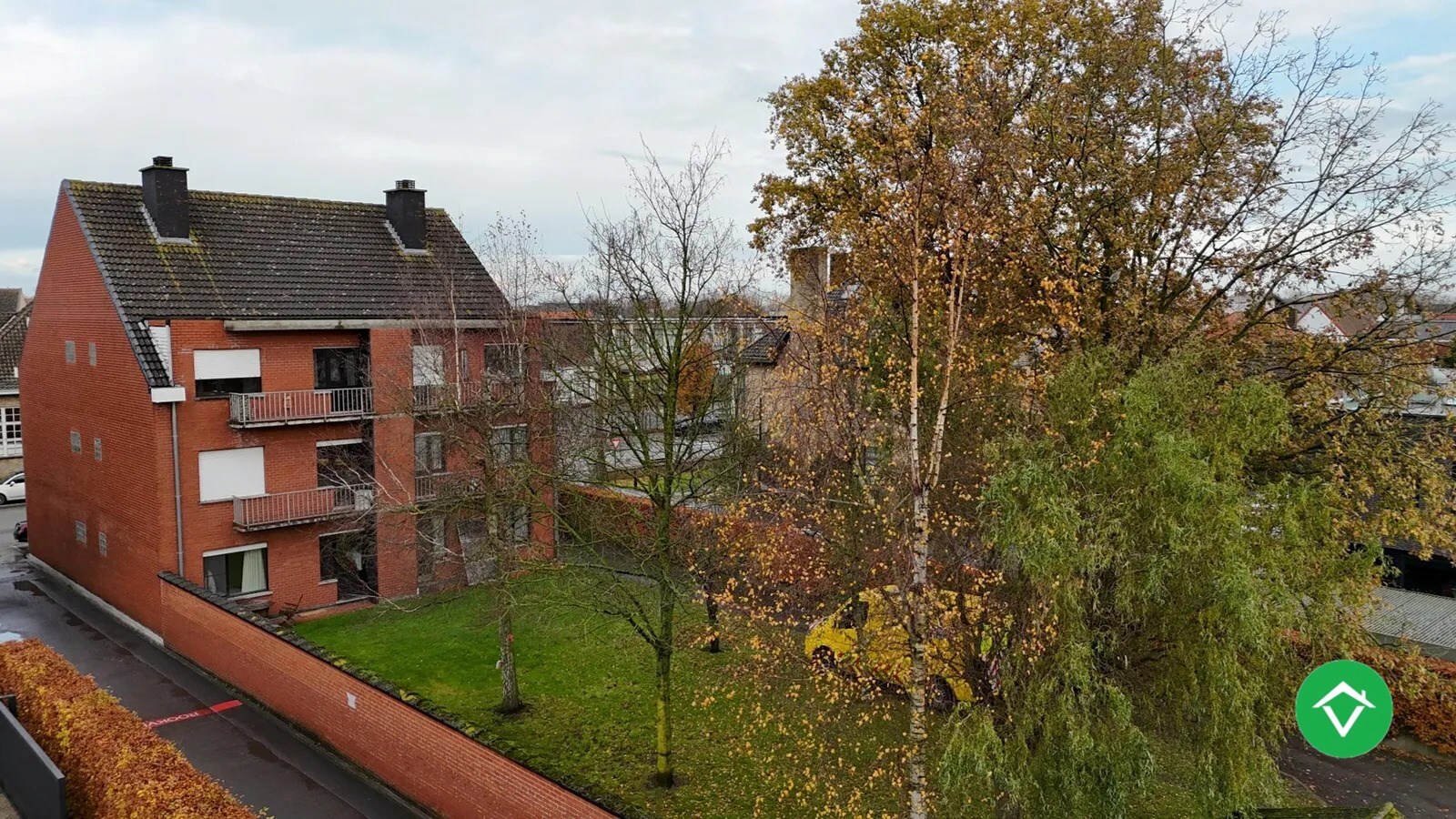Appartement met 2 slaapkamers en garage in centrum Koekelare 