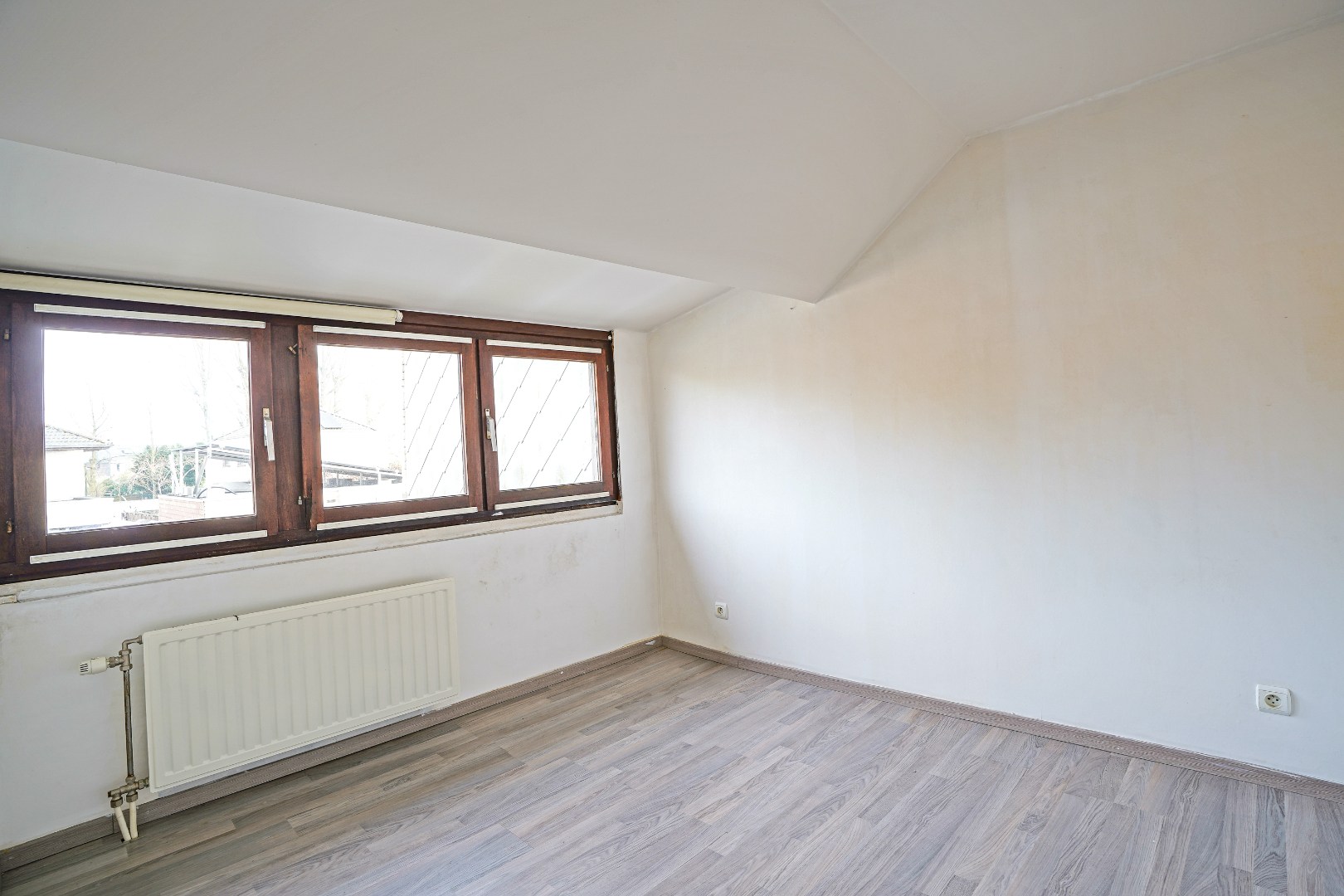 Instapklare woning met 3 slaapkamers te Alveringem. 