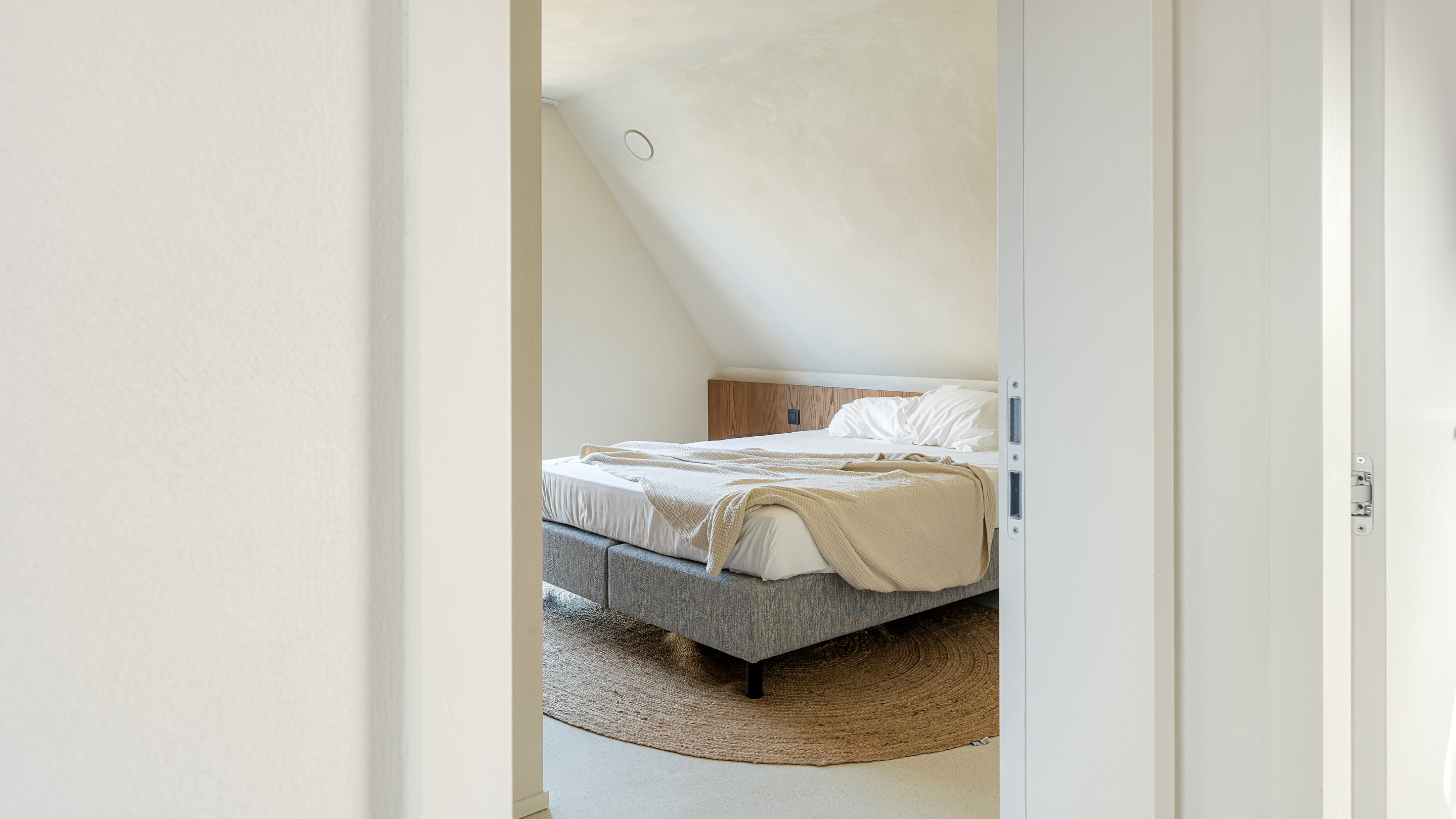 Villa de luxe rénovée dans un quartier résidentiel. 