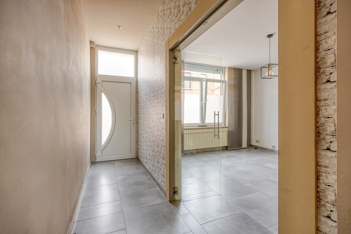 Prachtige rijwoning 3 slaapkamers en zonnige tuin te Tienen 