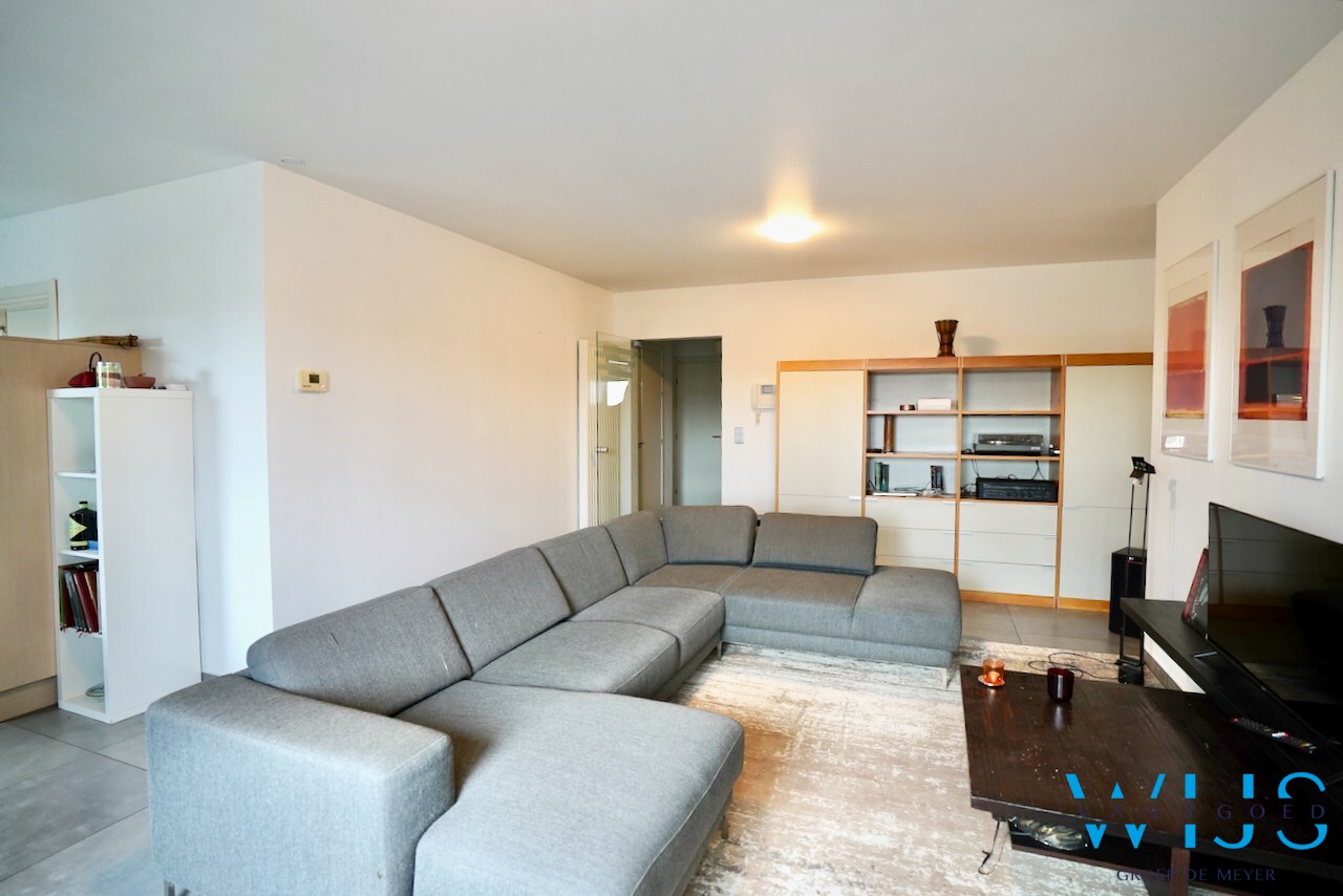 Gezellig tweeslaapkamer appartement met terras te Assenede ! 