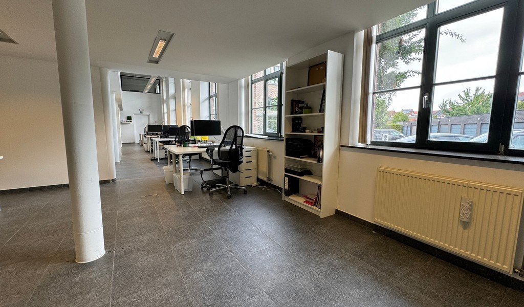 Hippe loftkantoren te huur in Lousbergpark in Gent