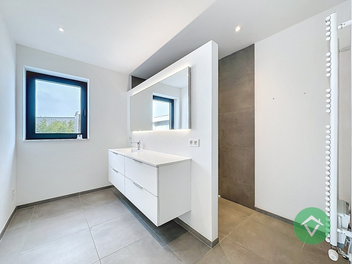 Prachtig dakappartement te Koekelare. 