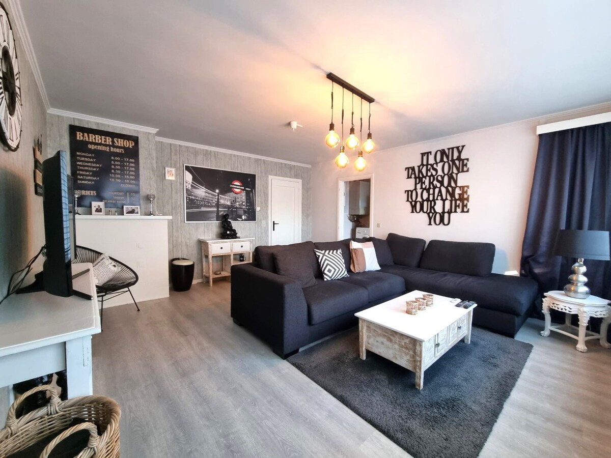 Centraal gelegen appartement met twee slaapkamers te Knokke 