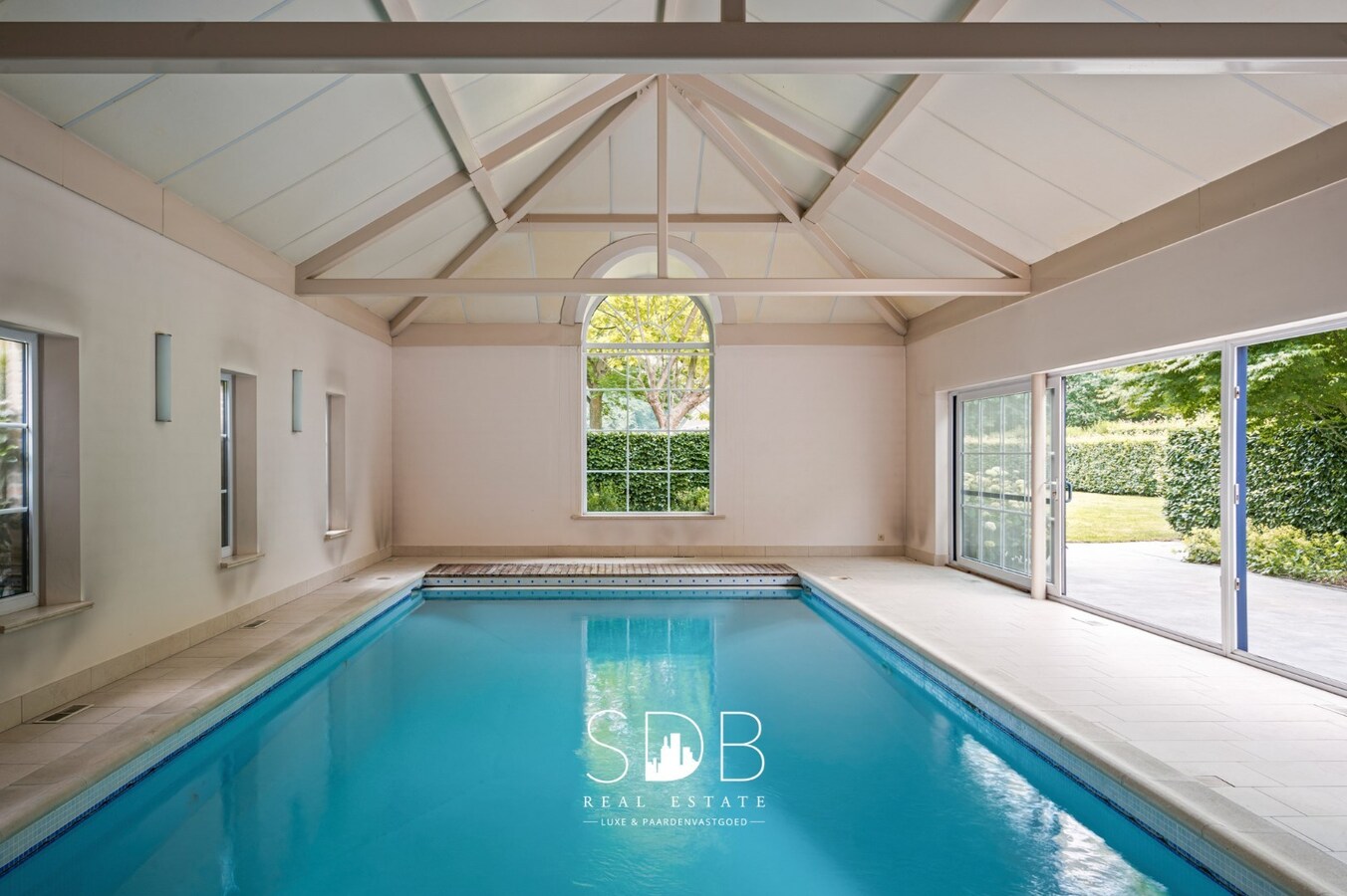 binnenzwembad, zwembad