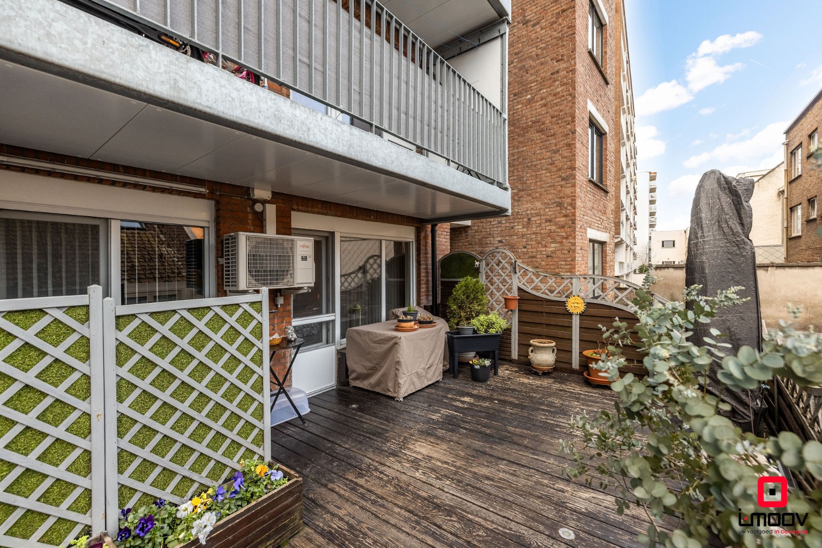 Appartement met twee slaapkamers, ruim terras en uniek parkzicht 