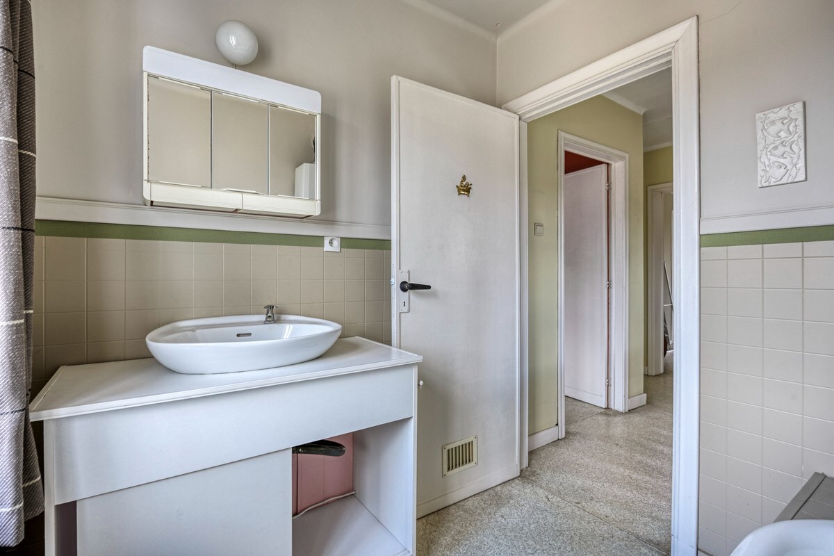 Half open bebouwing met garage, tuin en terras in Hoegaarden - 3 slaapkamers 