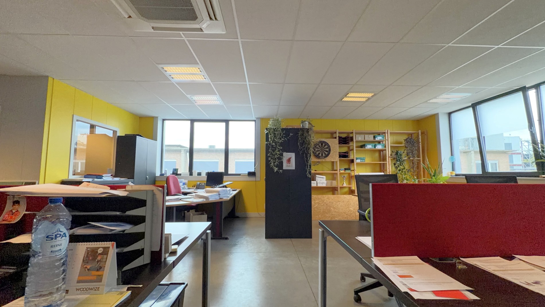 Kantoor te huur op toplocatie aan klaverblad E40xE17 in Gent