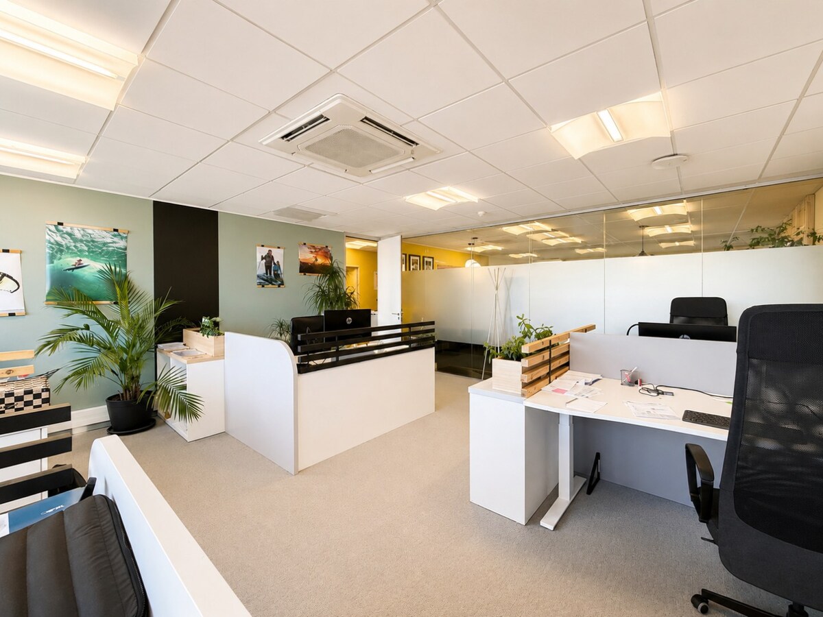 Superbe bureau de ±123 m² dans le zoning OUEST de Tournai 