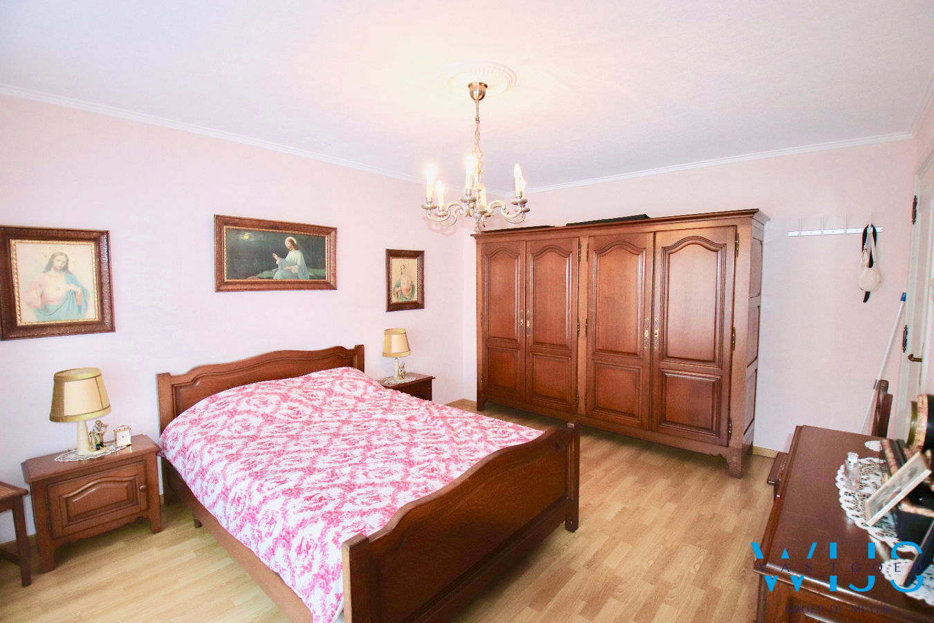 Toffe ruime gezinswoning vlakbij centrum EVERGEM! 