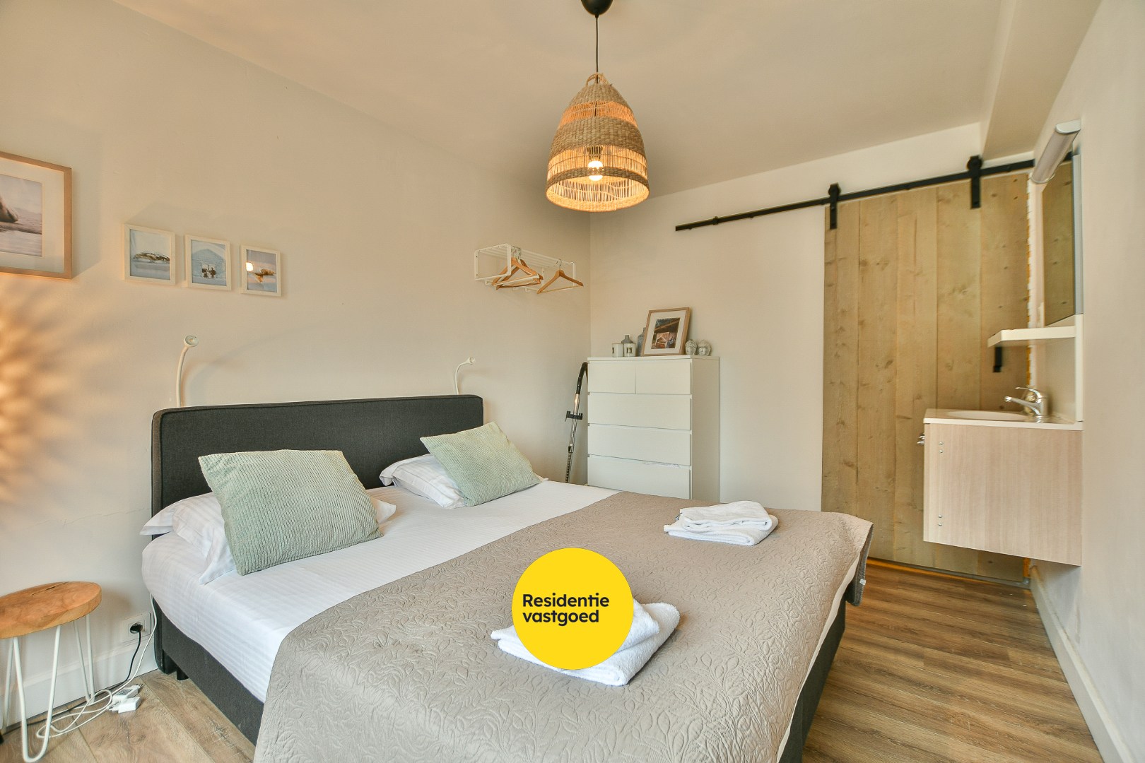 Lichtrijk éénslaapkamerappartement nabij centrum en bos in De Haan 