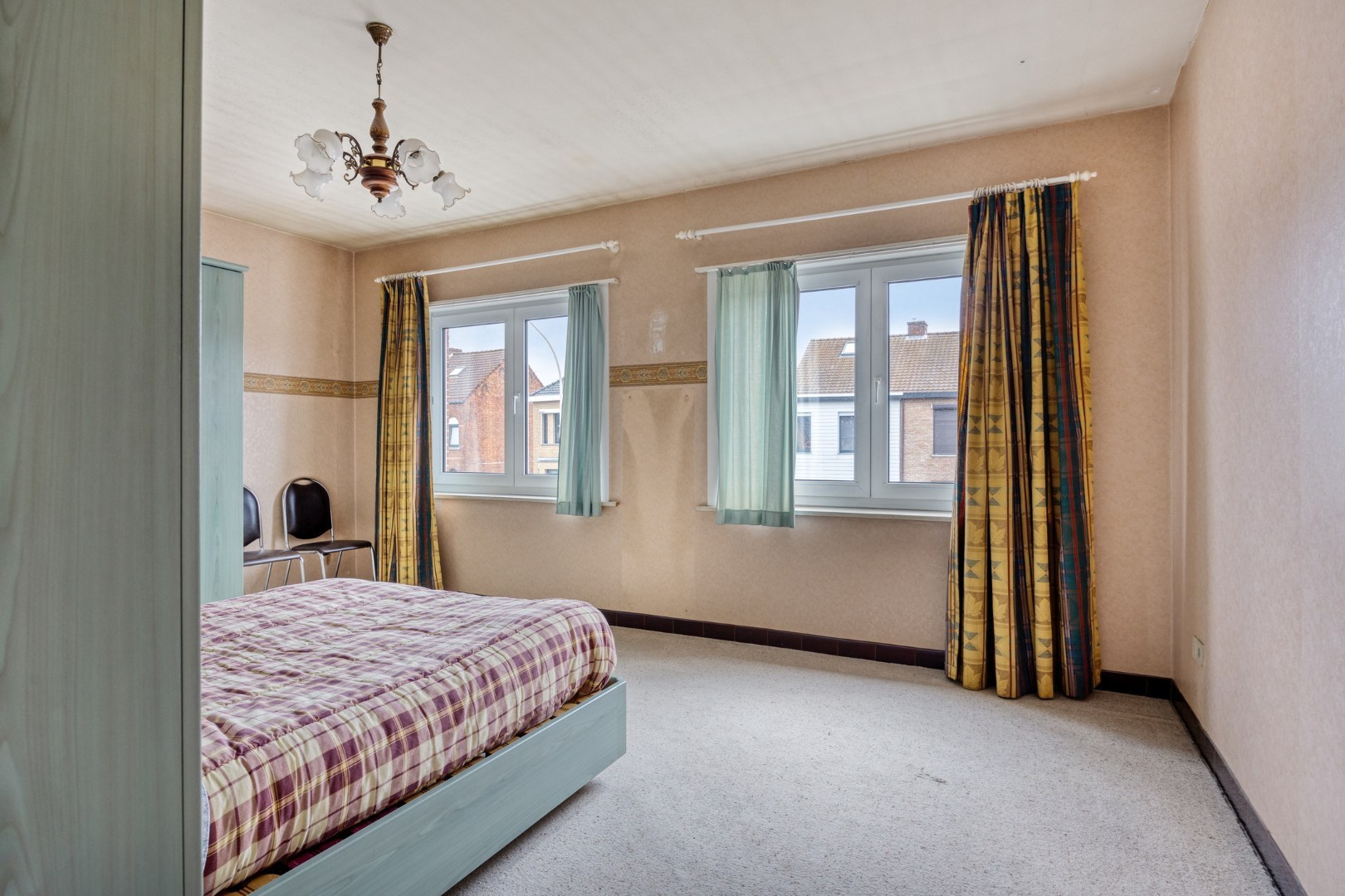 Te renoveren gezinswoning met 2 slpk. nabij het centrum van Leopoldsburg 