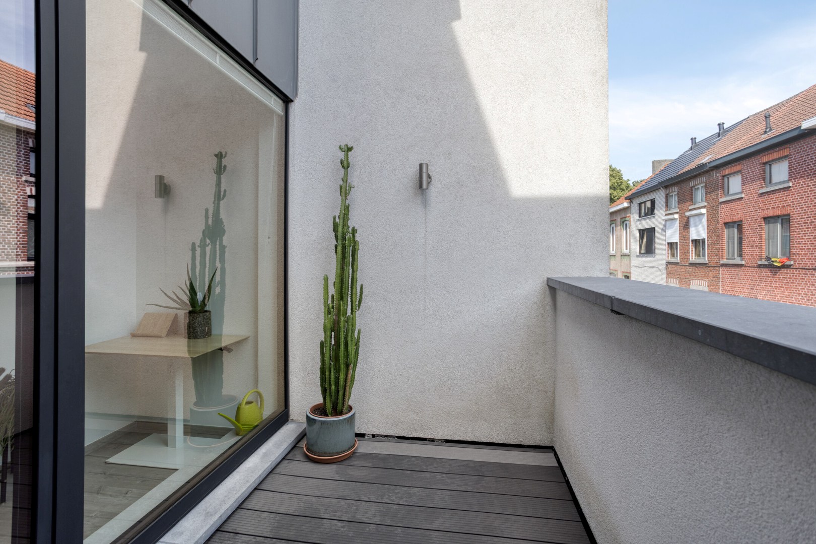 Instapklare woning met 4 slaapkamers, aangename leefruimte met staanplaats - EPC 89Kw/m² 