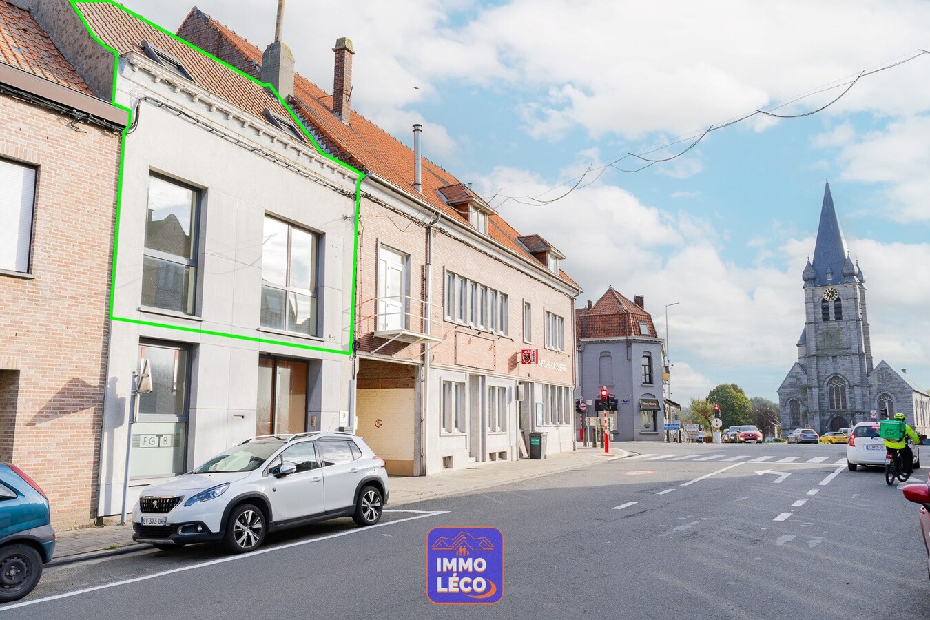 Appartement DUPLEX avec terrasse et parking privatif, au cœur du centre de Pecq ! 