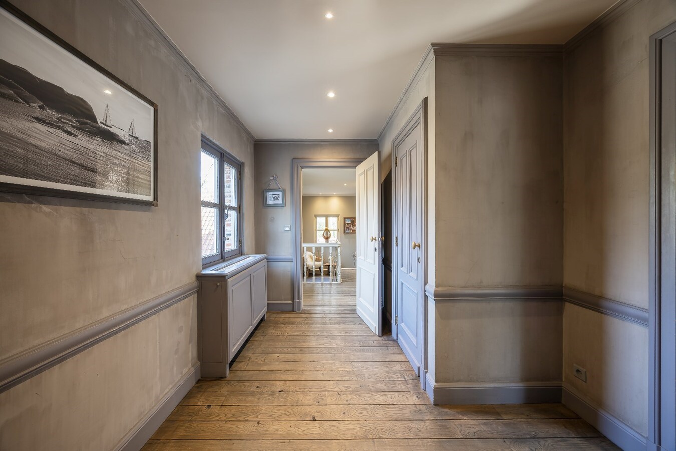 Sels villa met 4 slaapkamers, dubbele carport en garage, Zuid-West tuin op een perceel van 1.991 m² te Schilde - 's-Gravenwezel, 