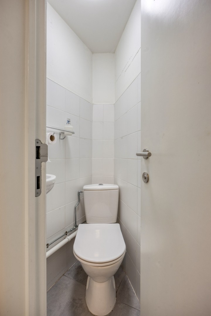 Opbrengsteigendom met handelspand en 3 appartementen te koop in Heverlee op een super ligging! 