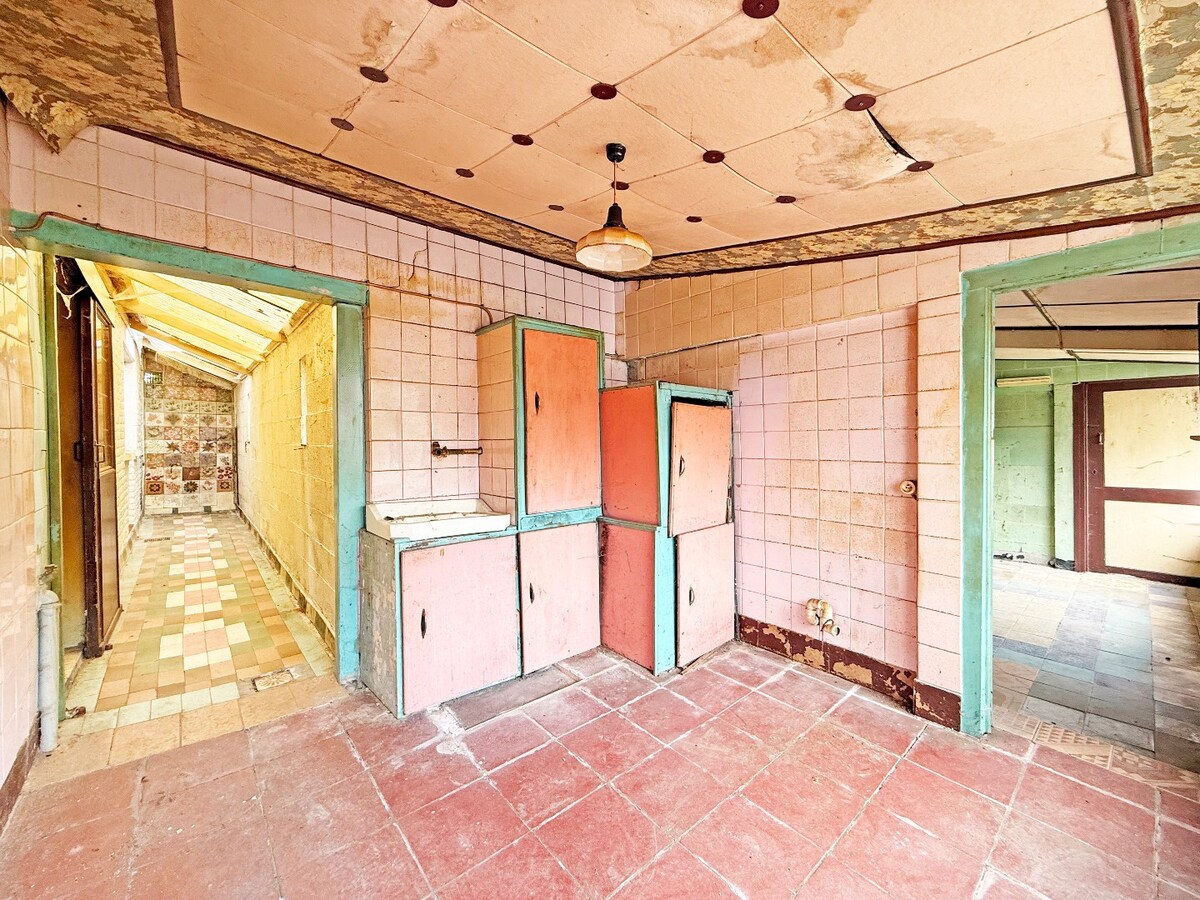 Te renoveren/te slopen HOB met tuin te Sint-Blasius-Boekel 