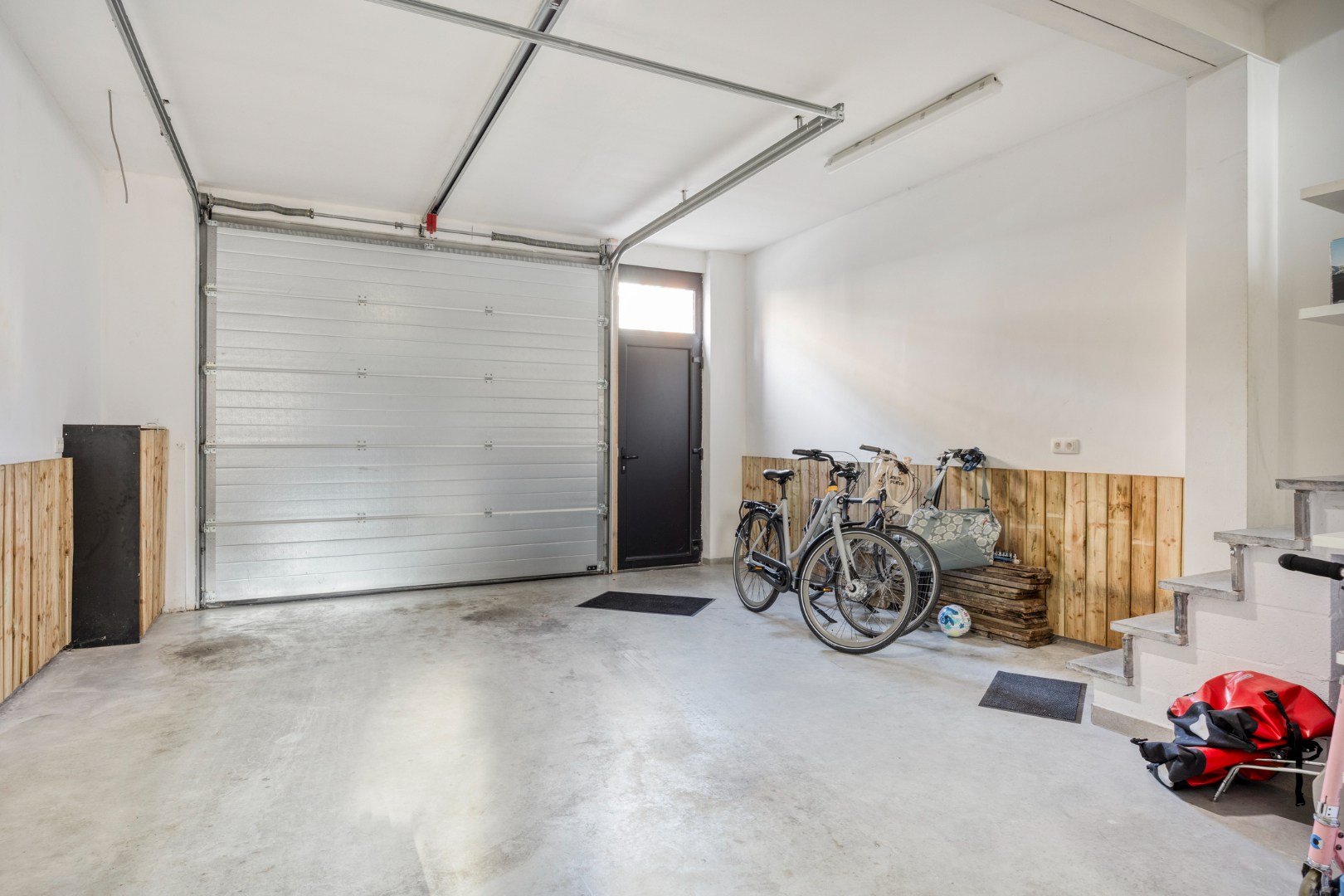 Instapklare bel-etagewoning met 4 slpk. in het hart van Geel 