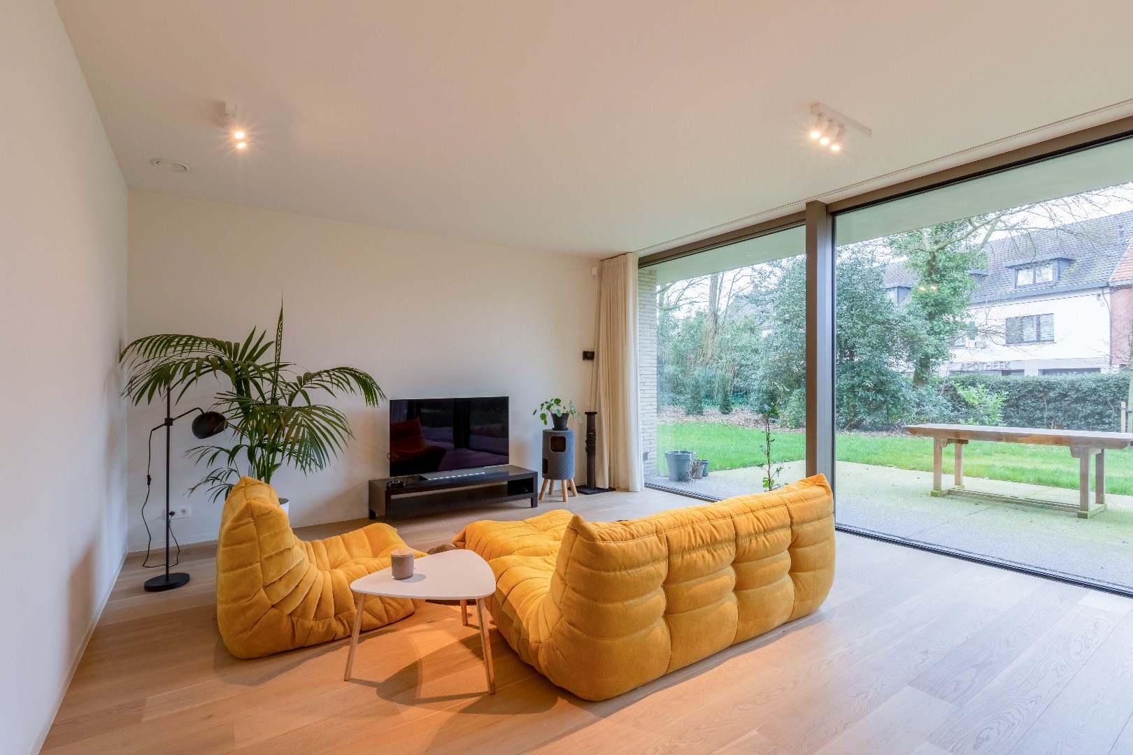 Exclusief appartement nabij het centrum van Mariakerke 