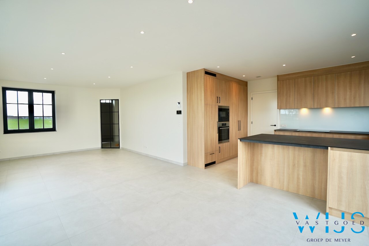 Zeer ruime nieuwbouw op 510m² te ASSENEDE/BASSEVELDE! 