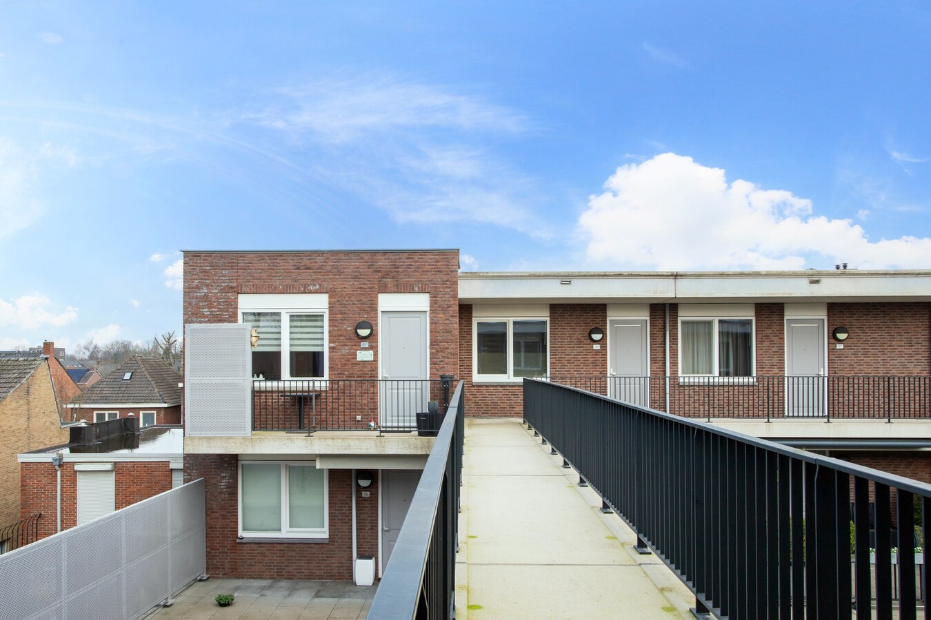 Zeer fraai 3-kamerappartement op de tweede verdieping van appartementencomplex ‘De Smis’. 