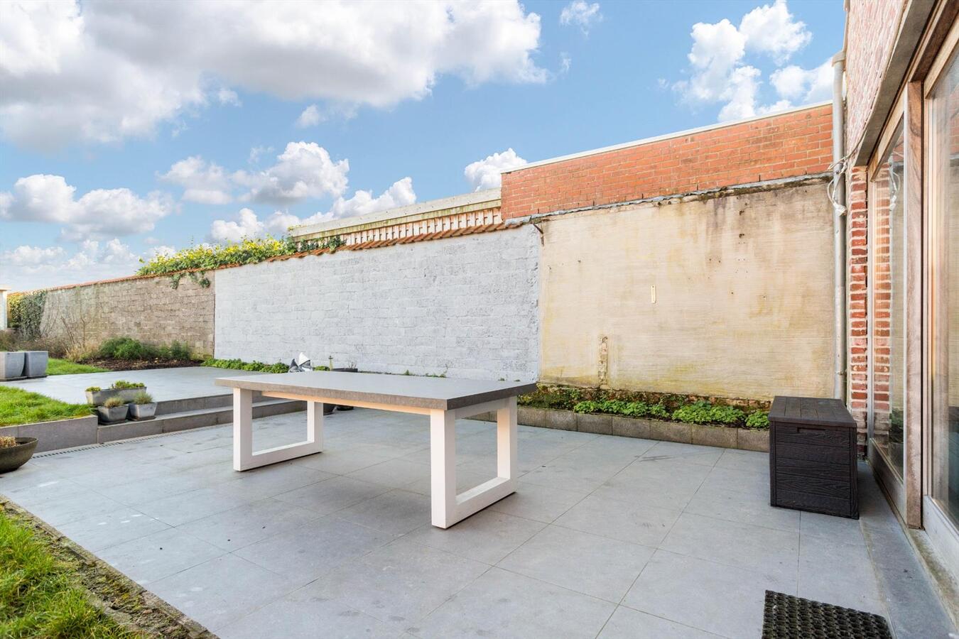 Energiezuinige woning in loftstijl met grote lichtrijke leefruimte. 