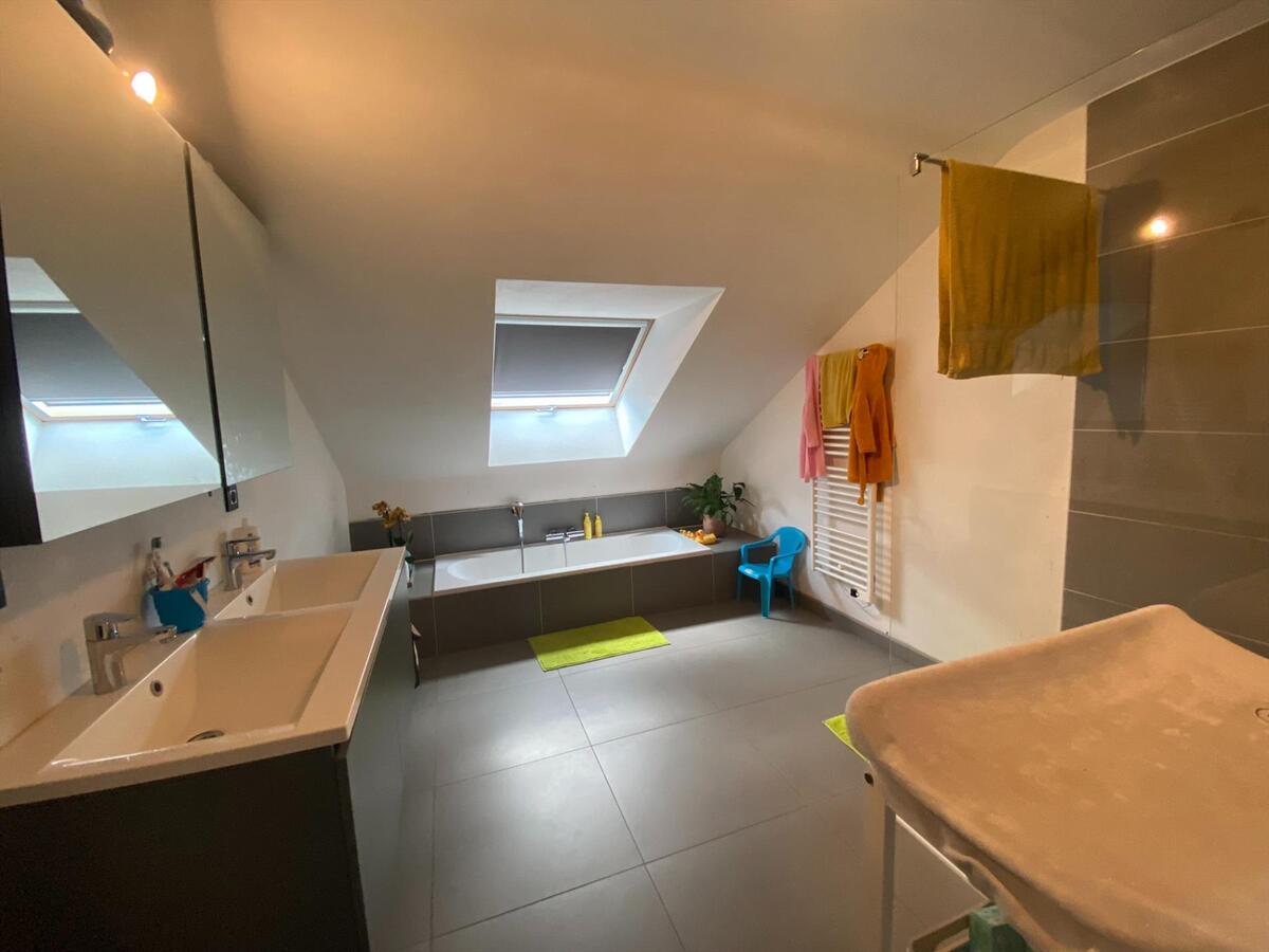 Instapklare nieuwbouwwoning met 3 slaapkamers nabij Sterrebos 