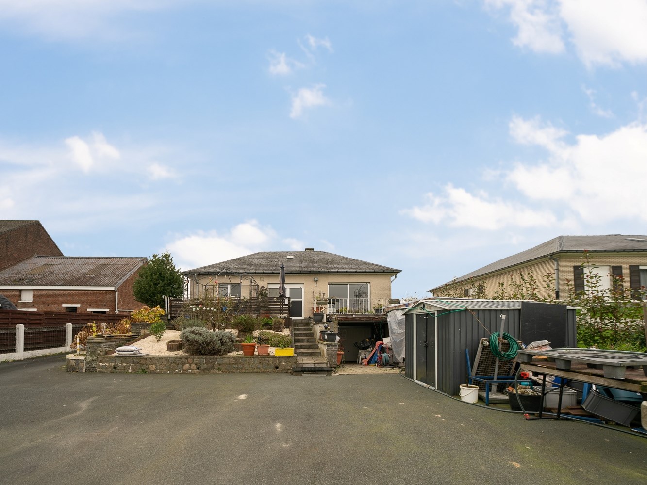 Bungalow tussen de velden met uitbreidingsmogelijkheden 