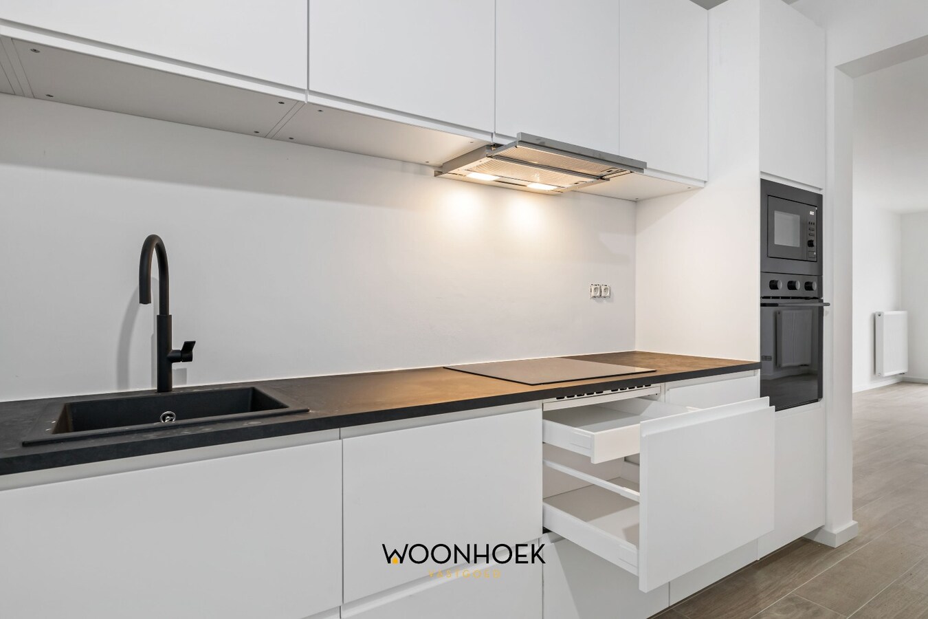 Gerenoveerde, 4-slpk woning met 2 badkamers en tuin! 