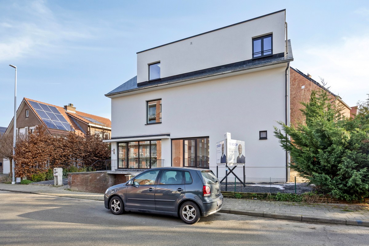 Volledig gerenoveerd en gemeubelde studentenkamer met privé badkamer en tuin - EPC A! 