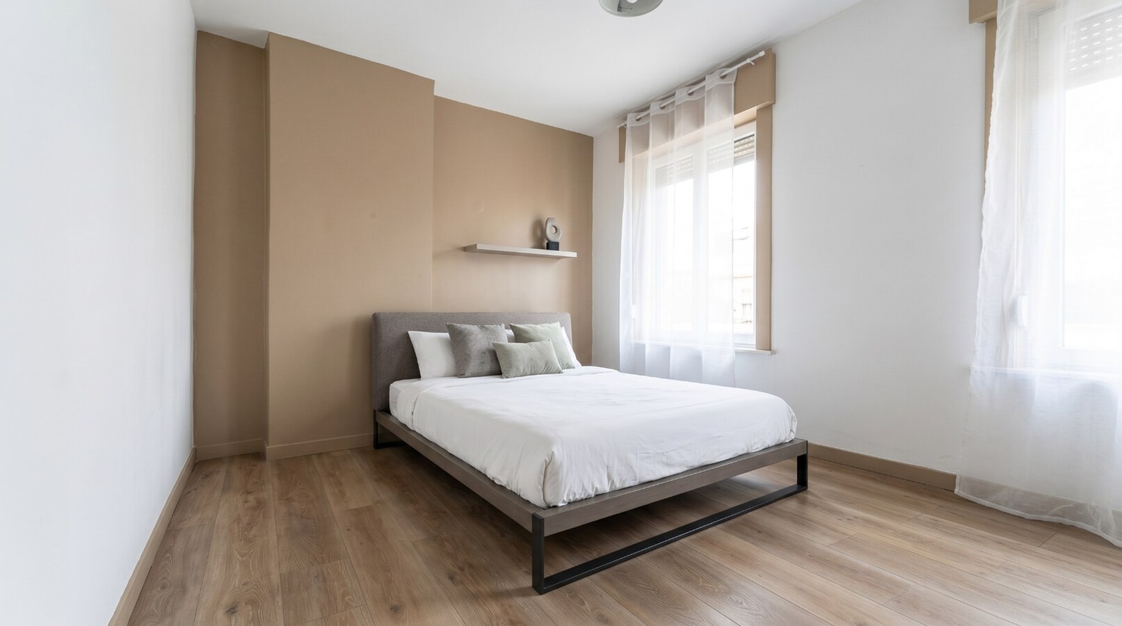 Maison de caractère avec jardin et garage, en plein centre-ville ! 