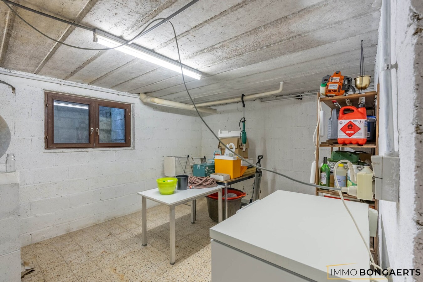 Ruime woning met 4 slaapkamers, tuin en garage in Opglabbeek. 