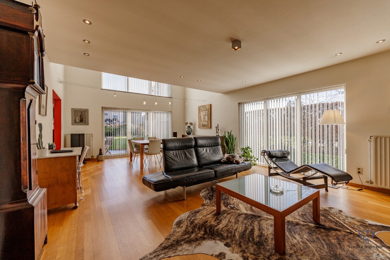 Tijdloze villa met praktijkruimtes 