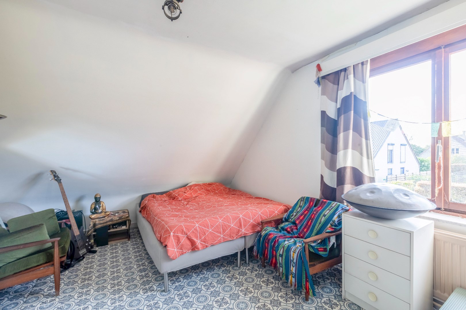 Ruime open bebouwing nabij het centrum van de Pinte 