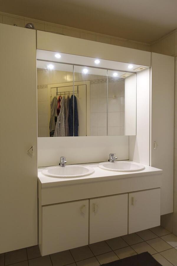 Gezellige rijwoning met tuin en een dubbele garage 